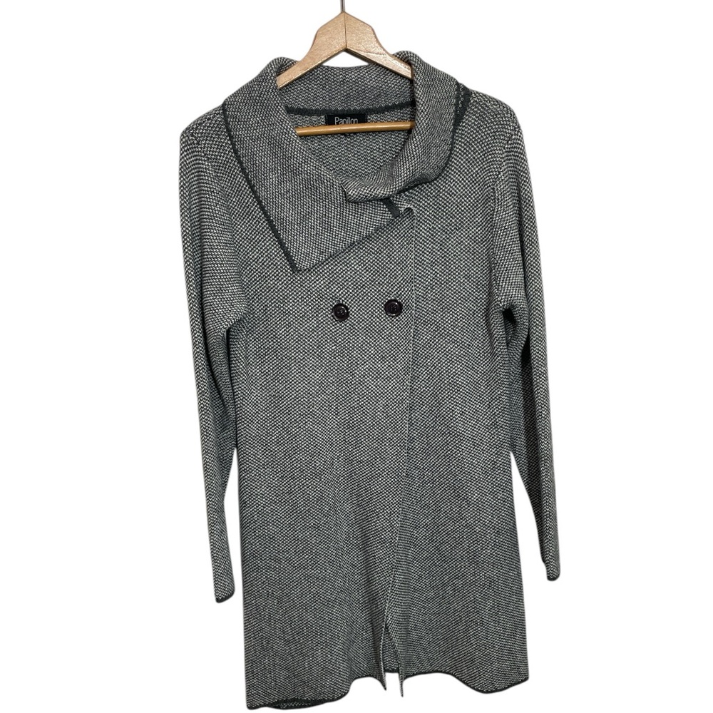 H5- Great long sweater Top w/pockets size Large